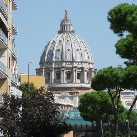 B&B Alla Cupola Di San Pietro Rom Eksteriør billede